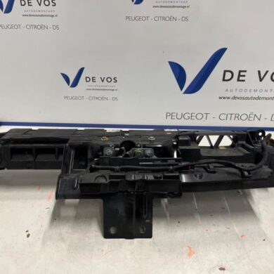 Peugeot 408 1.6 16V HYbrid 225 Slotplaat voor 2023 1681376680