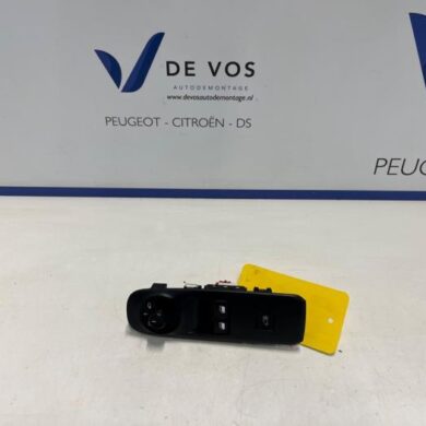 Citroen Berlingo  Combischakelaar ramen 2018 98016298ZD