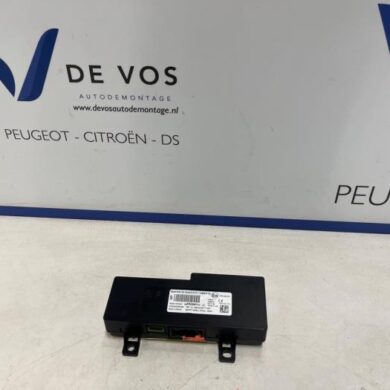 Citroen C3 1.2 12V e-THP PureTech 110 Telefoon interface 2019 9828266180