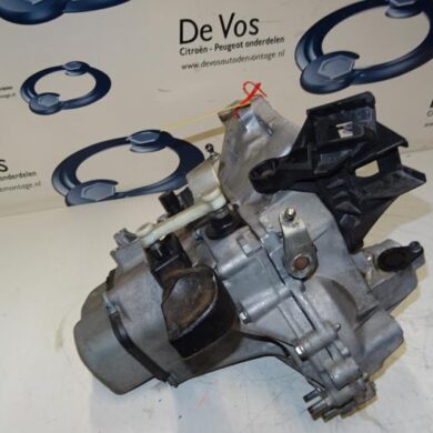 Citroen C4 Cactus 1.2 PureTech 82 12V Versnellingsbak HM01-HMZHM01 2014 9803846280-1608995480 20CR15