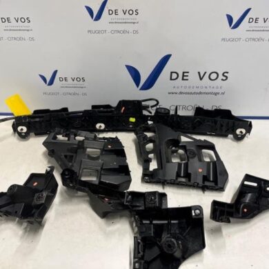 Citroen C4 ë-C4 54 kWh Bumperframe achter 2023 9830703680-9830714580-9830714280-9831818980-9831818880