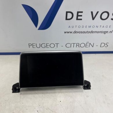 Peugeot 5008 1.2 12V e-THP PureTech 130 Interior display HNS 2020 9830424280