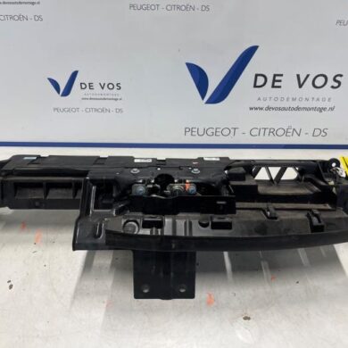 Peugeot 308 1.2 PureTech Hybrid 136 Slotplaat voor 2022 1681376680