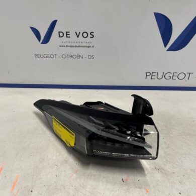 Peugeot 408 1.6 16V HYbrid 225 Achterlicht links 2023 9835299580