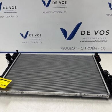 Peugeot 3008 1.2 12V Hybrid 136 Radiateur HN09 2024 9836317980
