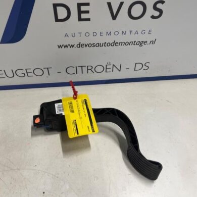 Citroen Berlingo 1.2 12V PureTech 110 Gaspedaal 2018 1601EW-9671416880