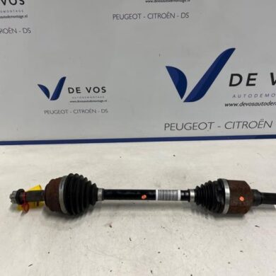 Peugeot 308 1.2 12V PureTech 130 Aandrijfas links-voor HNS-HN05 2022 9837946780-1675955380 20GTBH