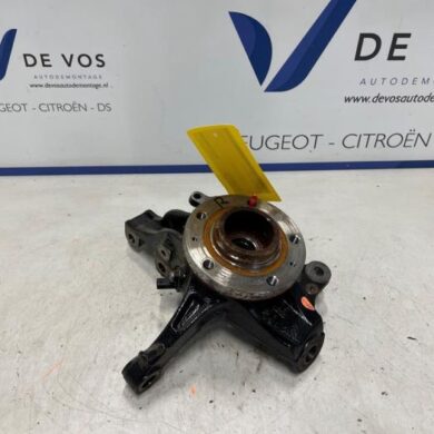 Peugeot 308 1.2 PureTech Hybrid 136 Fusee rechts-voor 2022 1647857080