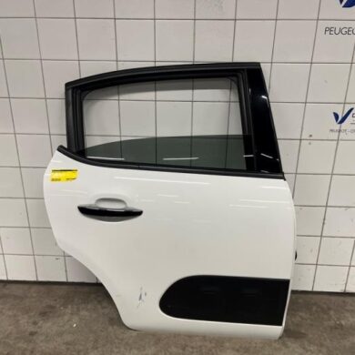 Citroen C3 1.2 12V e-THP PureTech 110 Tür 4-türig rechts hinten 2017 9812716680