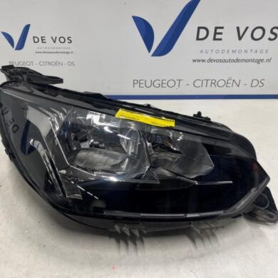 Peugeot 208 1.2 Vti 12V PureTech 75 Koplamp rechts 2020 9823193580