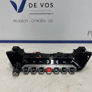 Peugeot 208 1.2 Vti 12V PureTech 100 Kachel Bedieningspaneel 2021 98432308XU-98404589XU