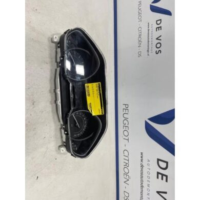 Peugeot 2008 1.2 Vti 12V PureTech 82 Odometer KM 2018 9822621180-9825986180