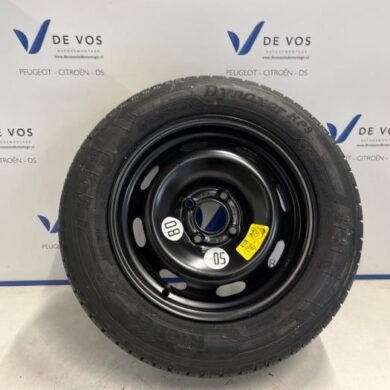 Citroen C3 1.2 12V e-THP PureTech 110 Velg + Band 2017