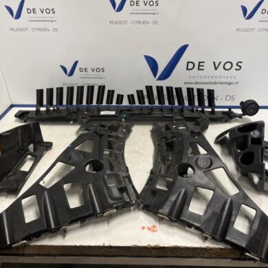 Peugeot 408 1.6 16V HYbrid 225 Bumperframe achter 2023 9838474880-1690274880-1690274780