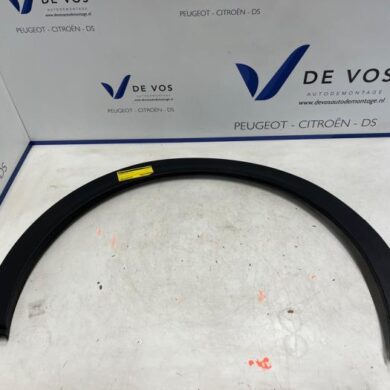 Peugeot 408 1.6 16V HYbrid 225 Wheel arch strip 2023 98384346XT
