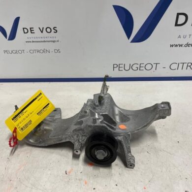 Peugeot 408 1.6 16V HYbrid 225 Dynamosteun onder 5G06 2023 9833032280