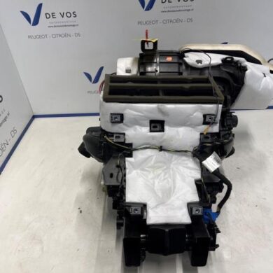 Peugeot 308 1.6 HDi 92 16V Heater housing 2015 1610528280