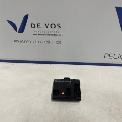Peugeot 408 1.6 16V HYbrid 225 Module (diversen) 2023 9853063580