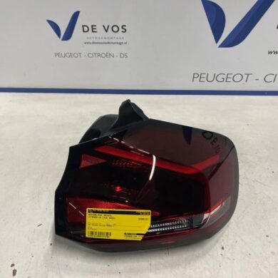 Citroen C4 ë-C4 54 kWh Achterlicht rechts 2023 9831100080