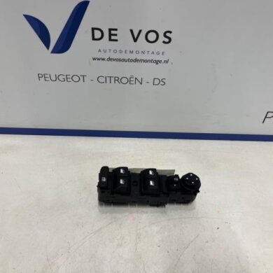 Peugeot 2008 1.2 VTi 12V PureTech 100 Multi-functional window switch 2021 96788264ZD