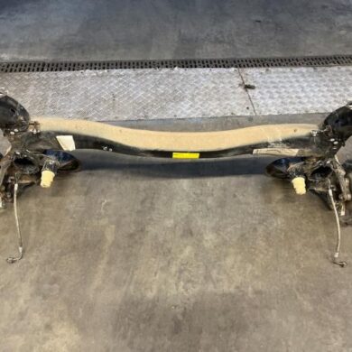 Peugeot 308 1.2 12V PureTech 130 Hinterachse Vorderradantrieb HNS-HN05 2022 9833974780