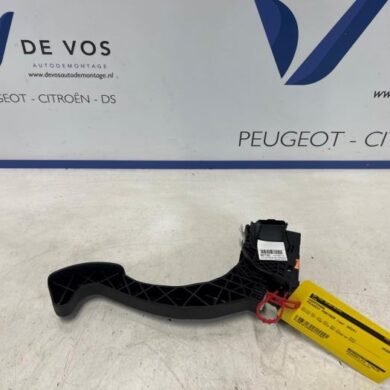 Peugeot Partner 1.5 BlueHDi 100 Accelerator pedal 2024 9854066180