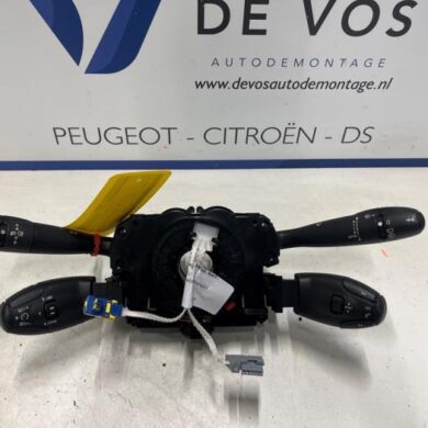 Peugeot 308 1.6 16V THP 150 Steering column stalk 2008 6242CS-98070057XT-96640631XT