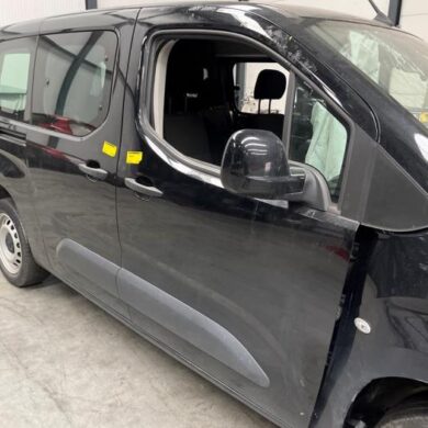 Peugeot Partner 1.5 BlueHDi 100 Front door 4-door, right 2021 9822914280-9843488980