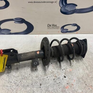 Peugeot 208 1.2 Vti 12V PureTech 130 Schokdemperpoot rechts-voor 2020 9831170080