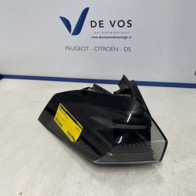 Peugeot 2008 e-2008 54 kWh Rücklicht links 2024 9850449780