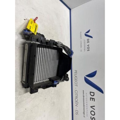 Peugeot 5008  Intercooler HN05 2021 9675627980