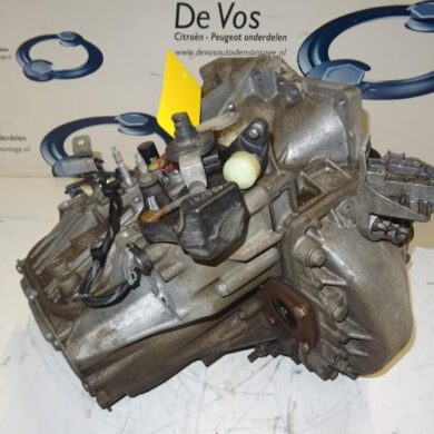 Peugeot 308  Gearbox BHZBH01 2015 9806281880-1610626180 20MB39