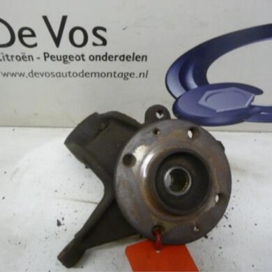 Peugeot 306 1.4 XN,XR,XA,XRA Fusee rechts-voor 1997 364762