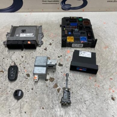 Peugeot 208 1.2 Vti 12V PureTech 100 Engine management computer HNK 2021 9838397380-1640420680