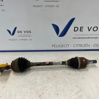 Peugeot 208 1.2 Vti 12V PureTech 100 Aandrijfas links-voor HNE 2021 9825391080-1647577280 20R103