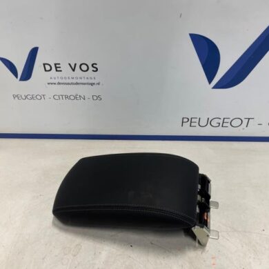 Peugeot 308 1.2 12V e-THP PureTech 130 Armrest 2017 98146729ZD