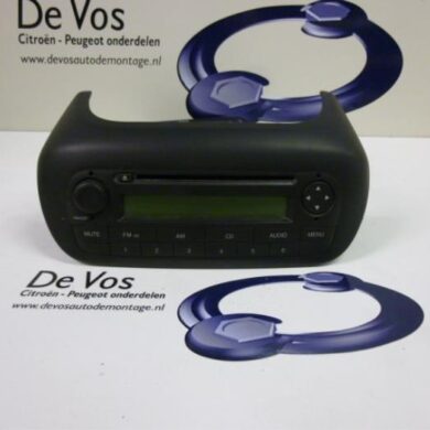 Citroen Nemo 1.4 HDi 70 Radio CD Speler 2010 6579SR