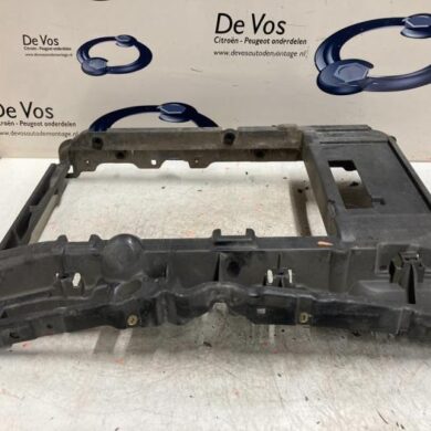 Peugeot 207 1.6 16V Front panel 2007 9801492180-7104AE