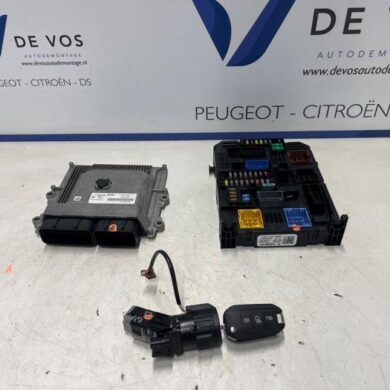 Citroen C4 1.2 PureTech 130 12V Engine management computer HNS 2021 9838397380-1671927580-1671927680