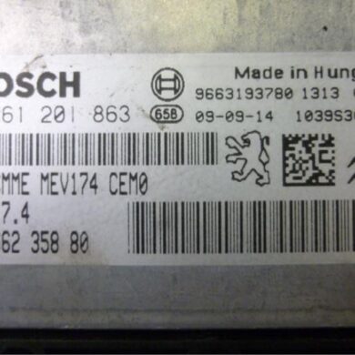 Peugeot 207  Engine management computer 8FS 2009 1943YF-1943YG