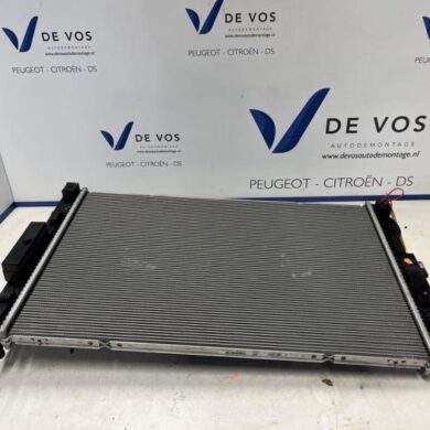 Peugeot 508  Radiateur YHZ 2021 9675747980