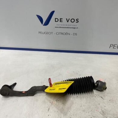 Peugeot 2008 1.2 VTi 12V PureTech 100 Tie rod, left 2021 1648322280-1673314480