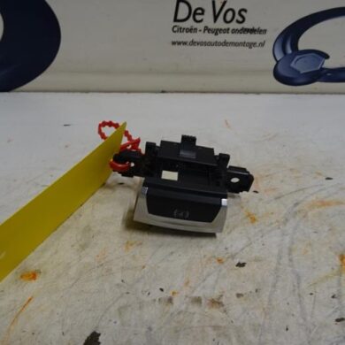 Peugeot 308  Parking brake switch BHZBH01 2016 96785851VV