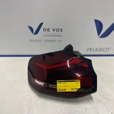 Citroen C4 1.2 PureTech 130 12V Achterlicht links 2022 9831100280