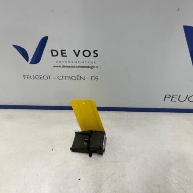 Citroen C4 1.2 PureTech 130 12V Camera voorzijde 2021 9841737580-1677608580-1692666280