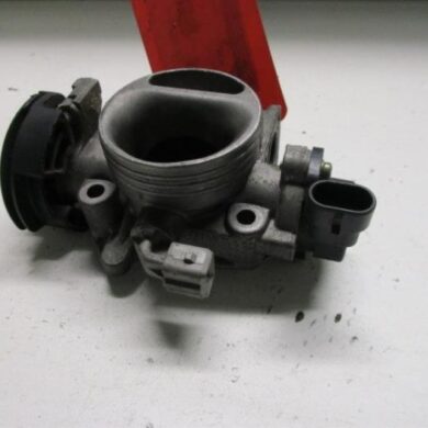 Peugeot 306 1.4 XN,XR,XA,XRA Throttle body KFX 1998 1635Q0