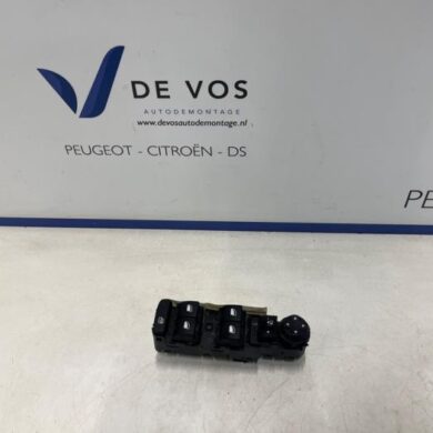 Citroen C4 1.2 PureTech 130 12V Combischakelaar ramen 2021 98349233ZD