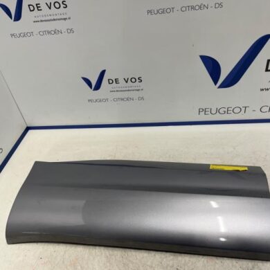 Opel Grandland X 1.2 Turbo 12V Door strip 2023 984029701T