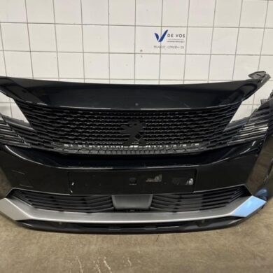 Peugeot 5008  Front bumper 2021 1675868480