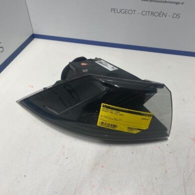Peugeot 508  Achterlicht links 2019 9813508680